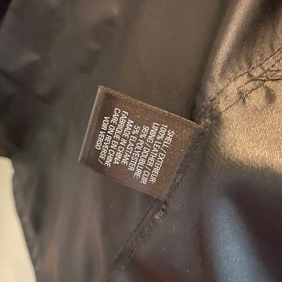 T Tahari ruffled 100% genuine leather jacket - Picture 4 of 4